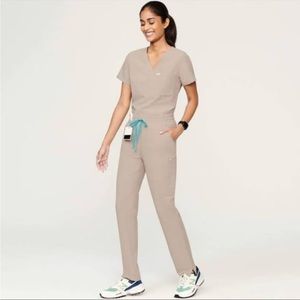 Figs Catarina Boulder One-Pocket Scrub Top